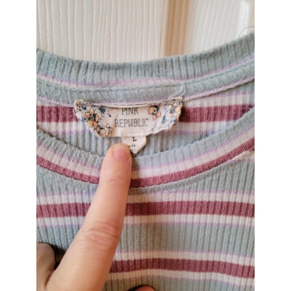 Pink Republic Striped Short Sleeve Top Large - Picture 3 of 6